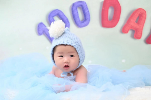 防城港四个月宝宝会翻身